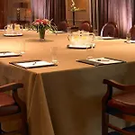 Westport Plaza Hotel, Spa & Leisure 