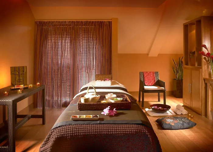 Westport Plaza Hotel, Spa & Leisure